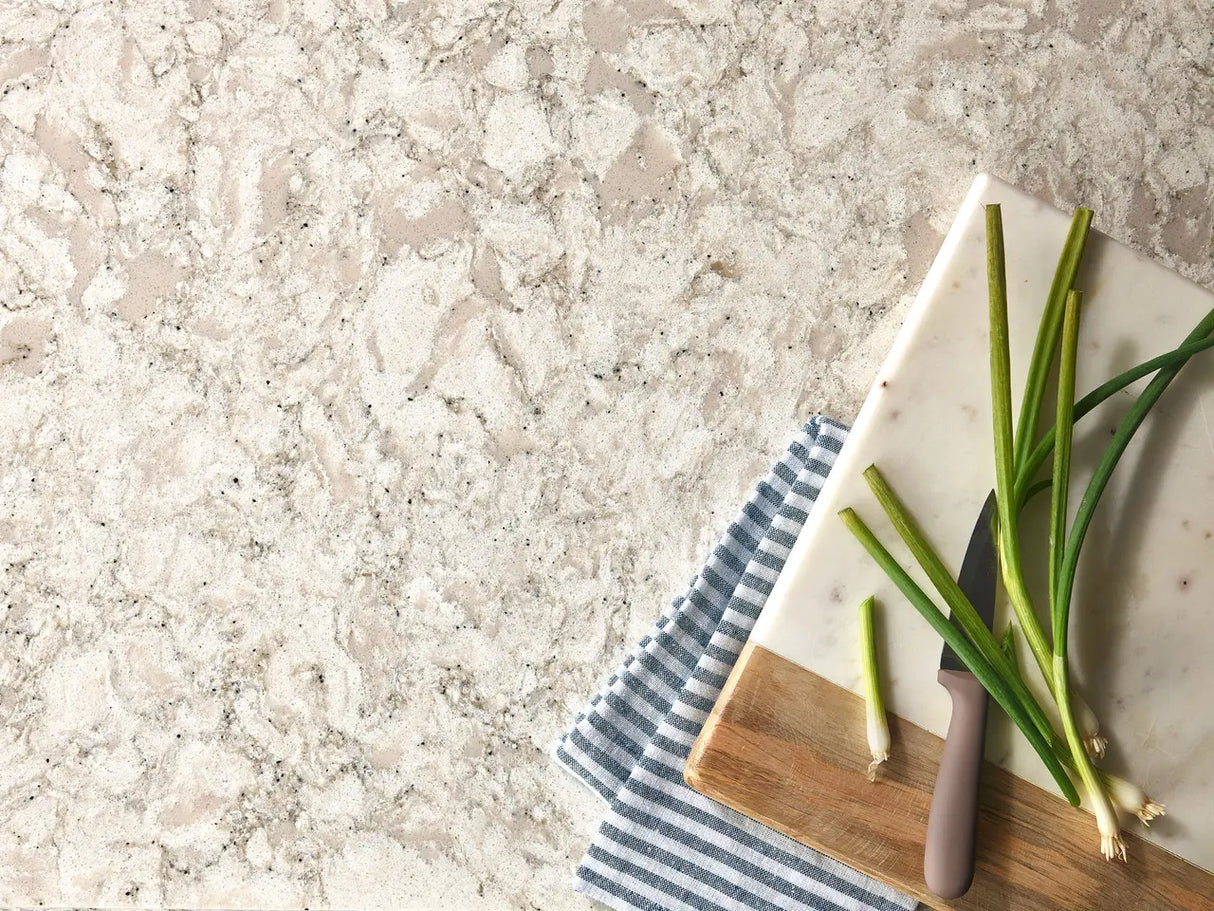 Warwick™ Quartz Sample