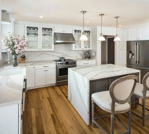 Brittanicca Warm™ Quartz Sample