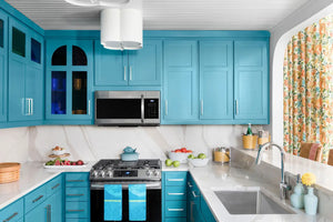 Brittanicca Warm™ Quartz Sample